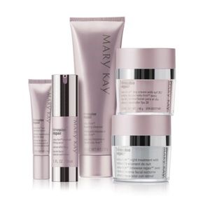 NIB Mary Kay TimeWise Repair Volu-Firm Set